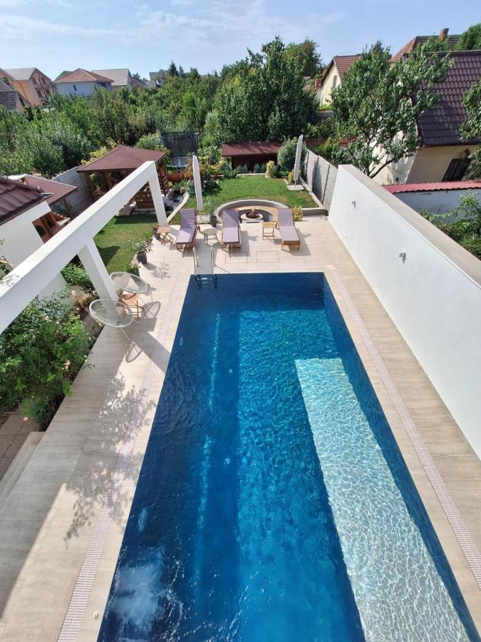 Trend Bed and Breakfast Arad Buitenkant foto