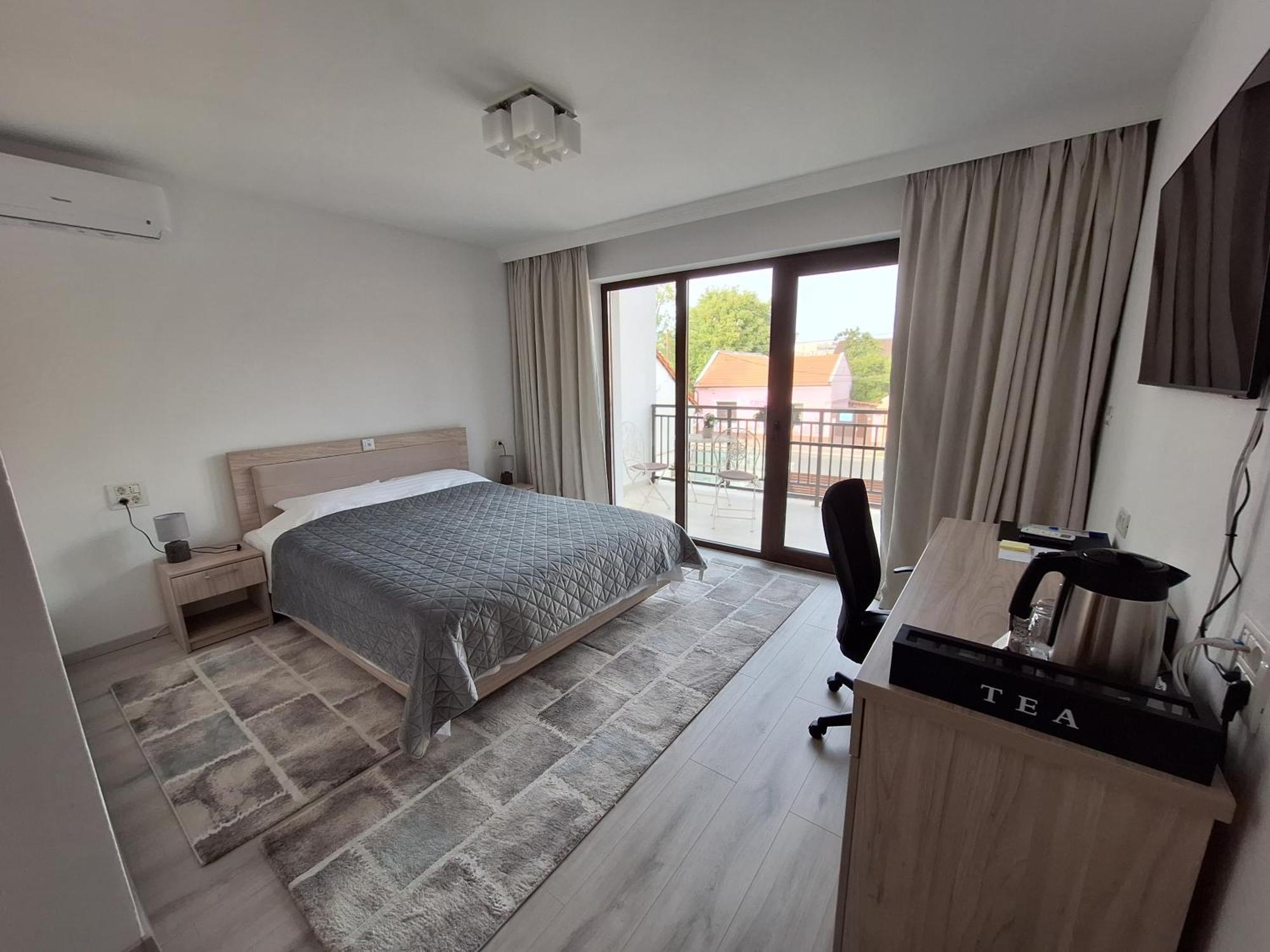 Trend Bed and Breakfast Arad Buitenkant foto