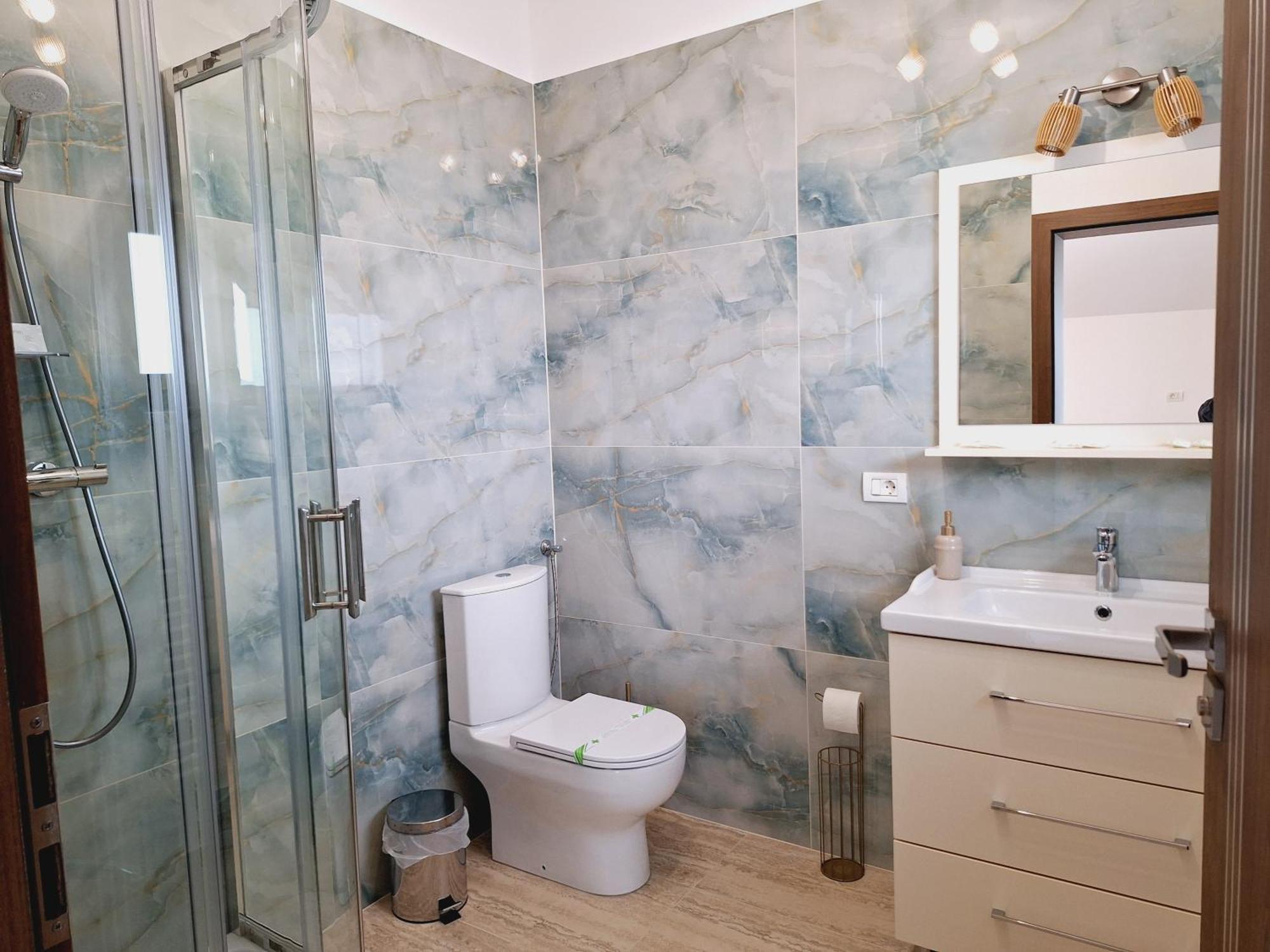 Trend Bed and Breakfast Arad Buitenkant foto