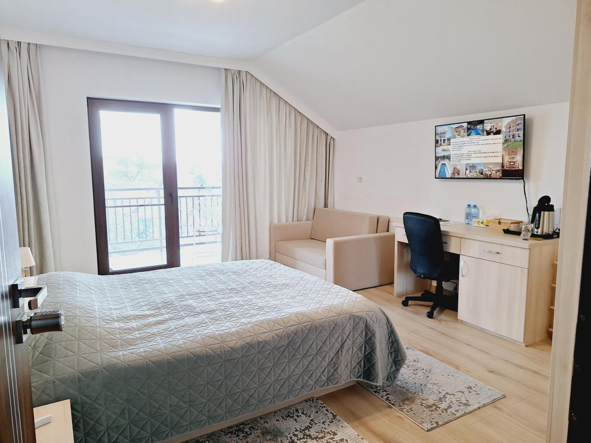 Trend Bed and Breakfast Arad Buitenkant foto
