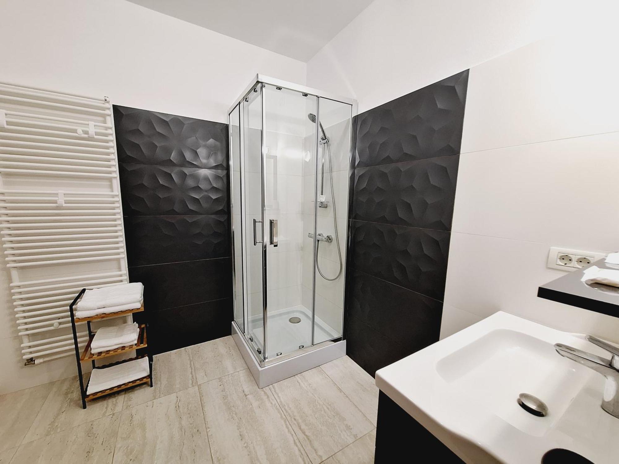Trend Bed and Breakfast Arad Buitenkant foto